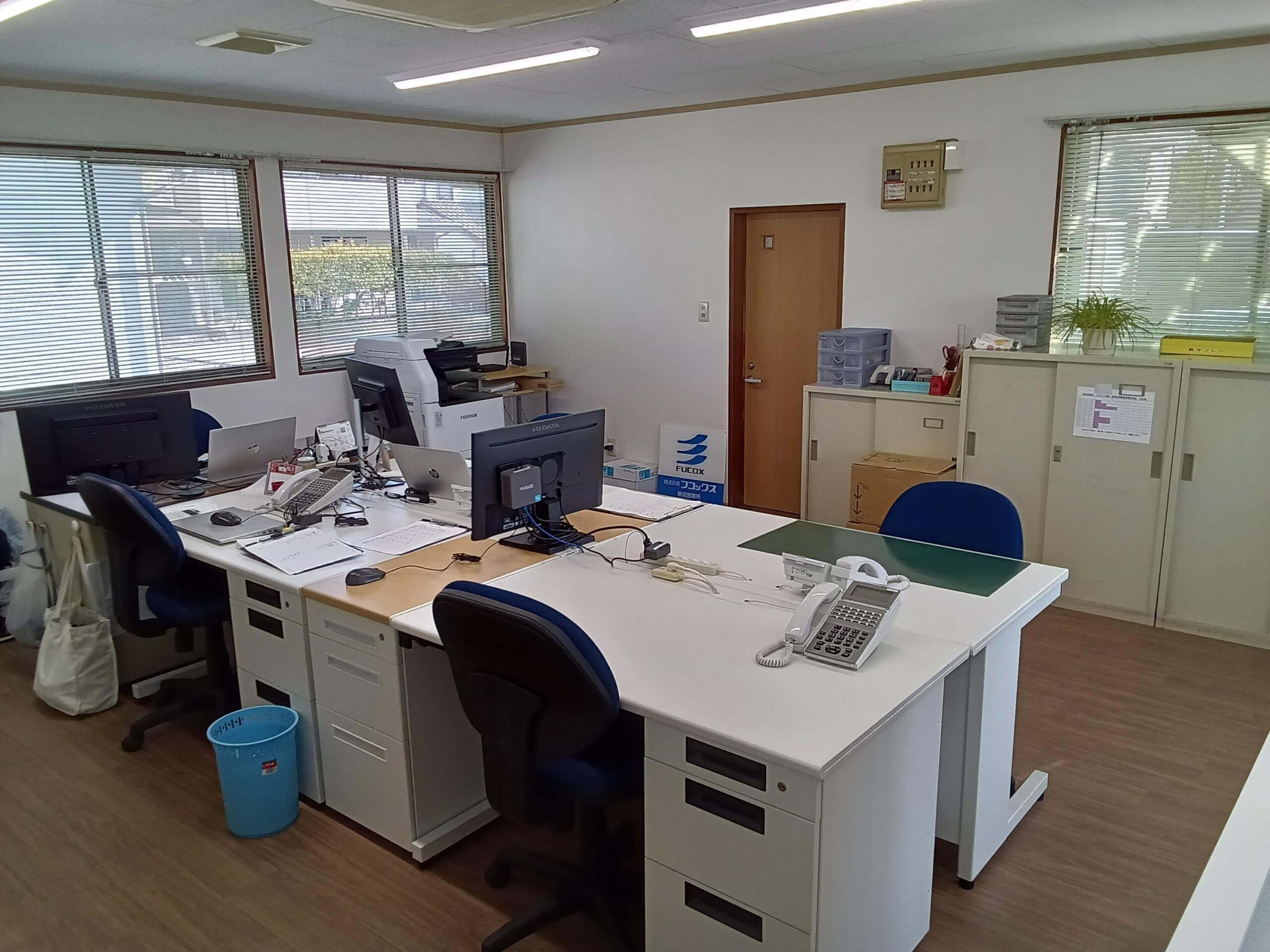 新潟営業所　室内の様子